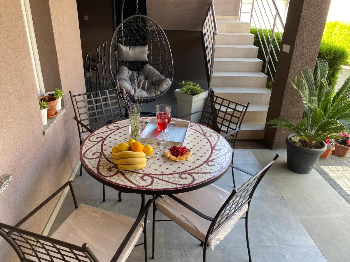 Apartman Lovric Ðakovo Exteriör bild