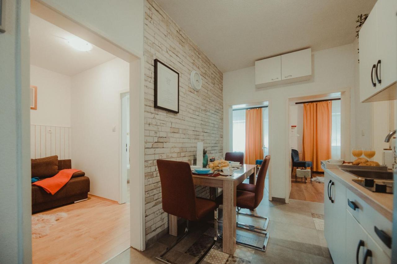 Apartman Lovric Ðakovo Exteriör bild