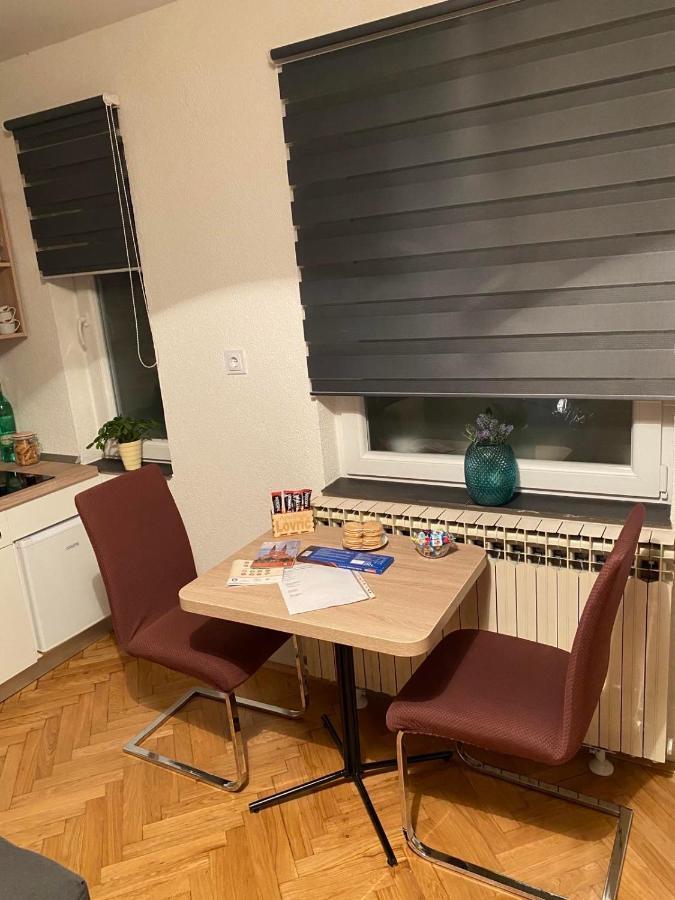 Apartman Lovric Ðakovo Exteriör bild